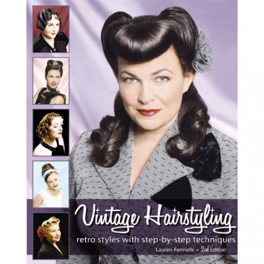 Half up hair styles with a vintage inspiration :  wedding half up hair vintage 4384642 F520