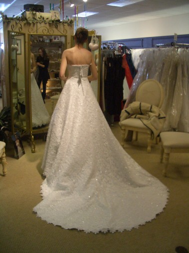Help me decide!  1950's style wedding dress (swing style) with which shoes? :  wedding 1950s 1 swing saddle shoe black white heels Fl 3 Davids Bridal Ct2406 Size 0