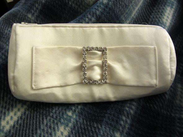 Calling all bridal clutches and purses! Show 'em! :  wedding clutch purse Clutch