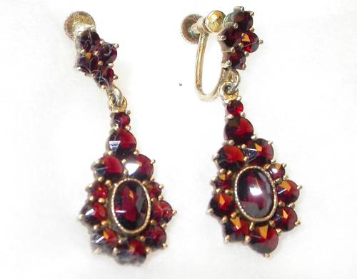 Colored jewelry brides, any pix? : wedding Garnet Earrings
