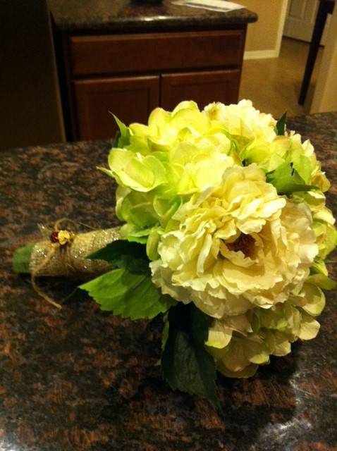 DIY fake bouquet for bridal pics! Pics included! :  wedding diy bouquet Bouquet For Pics 2