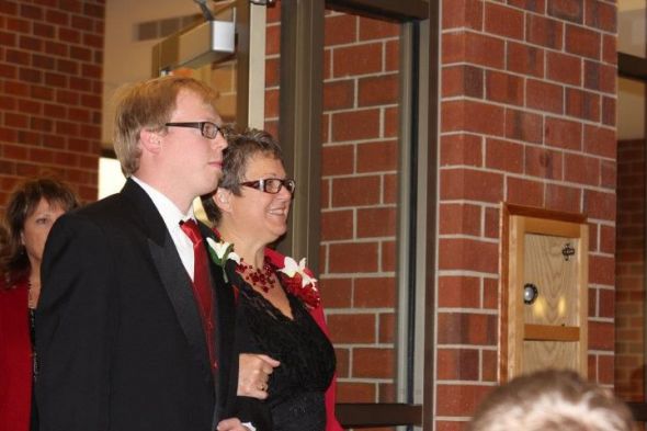 10.22.11 recap (finally! and pic heavy) :  wedding recaps Ike And Mom
