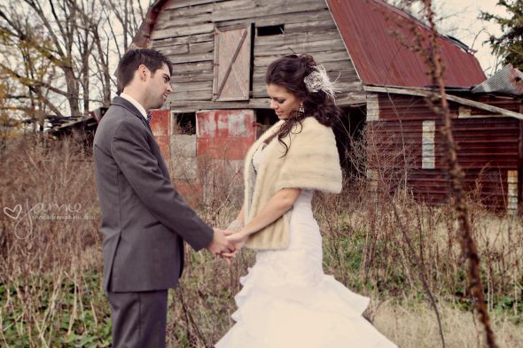 I'm a Mrs! Sneak peek! (Pic heavy) :  wedding DayAfterBarn
