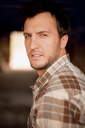 Spinoff: Who is your celeb guy crush? :  wedding Lukebryan9 V E
