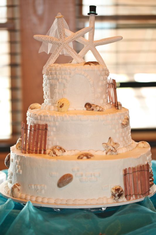 Beach Cake :  wedding beach cake seashell starfish Brit And Dale 3