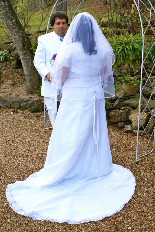 Anyone wearing their hair half up/half down? :  wedding DSC09668
