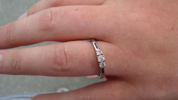 3 stone mommas? :  wedding 038