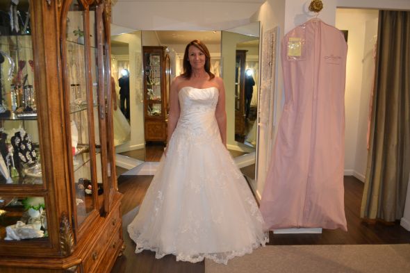 First fitting/alterations appt today! Follow up and rant. (pic heavy.) :  wedding first fitting rant dress alteratons Dress