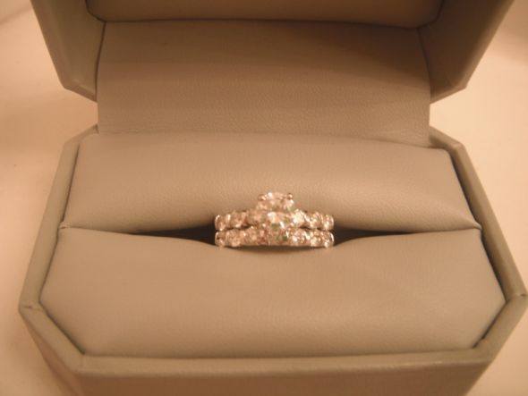 The ring that called your name! Show it off! (plus new ring porn!) :  wedding dream ring engagement ring unique ring proposal Weddingrings