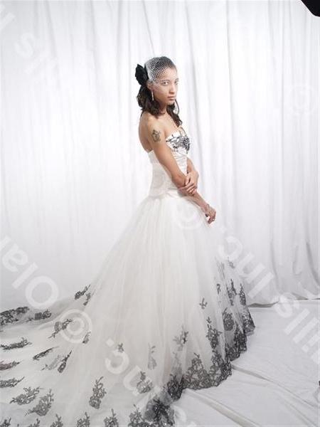 Recap ---11/18/2011 What's a wedding with NO drama... : wedding recap Bridal1