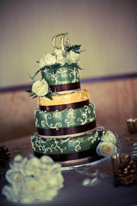 LETS SEE YOUR WEDDING CAKE!! :  wedding AEWJJP 1356