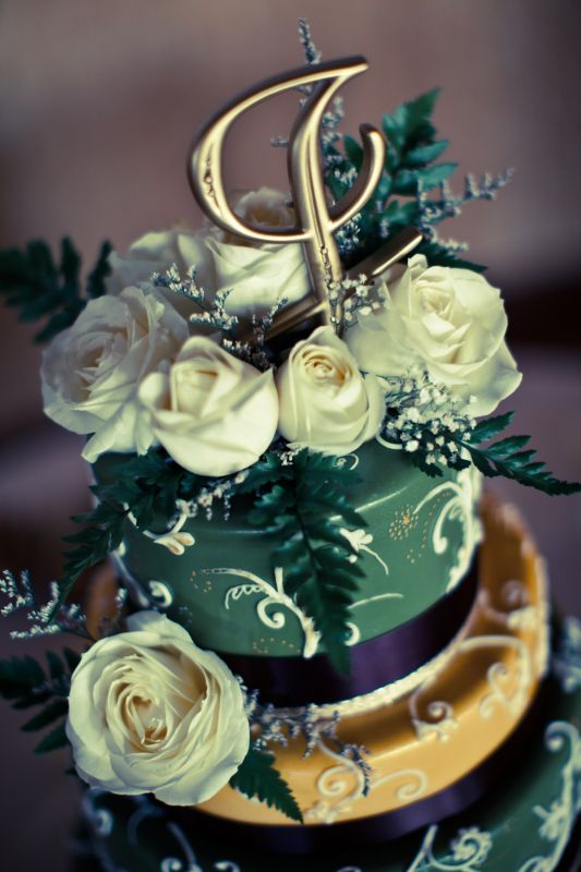 LETS SEE YOUR WEDDING CAKE!! :  wedding AEWJJP 1365 2