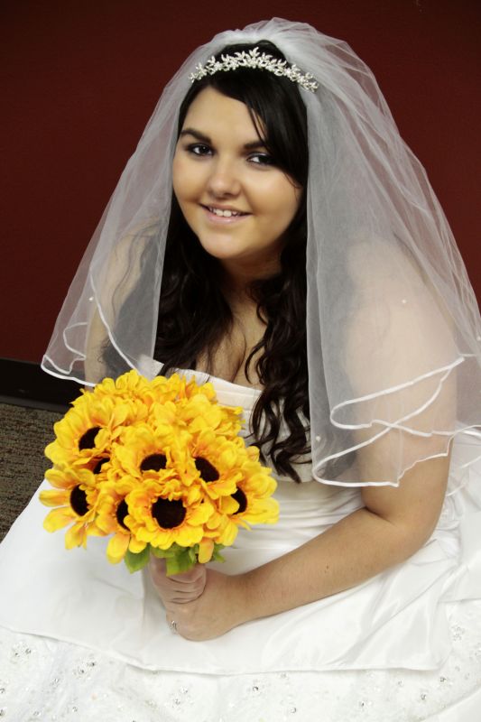 Please show me your VEILS or other HAIR ACCESSORIES! :  wedding veil headband comb pins hair accessories  MG 1259