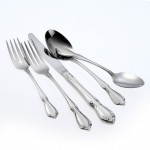 Help me pick my flatware/china combo :  wedding 2610 3