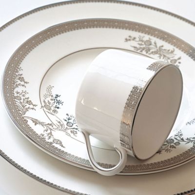 Help me pick my flatware/china combo :  wedding Vera Wang Lace Platinum Lifestyle1