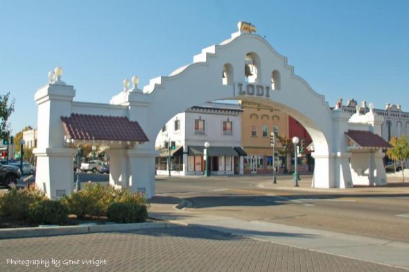 Favorite pic of where you live? : wedding hawaii beach Lodi 1450