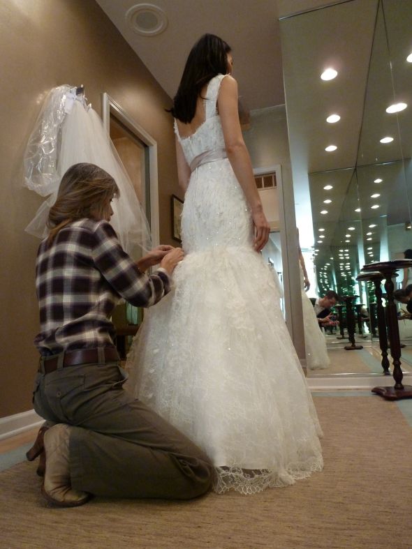 Monique Lhuillier Brides - Dresses! :  wedding monique lhuillier dress P1000397