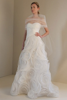 Monique Lhuillier Brides - Dresses! :  wedding monique lhuillier dress Monique Lhuillier Spring 2011 1