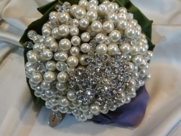 Beaded Bridal Bouquets :  wedding ivory bridesmaids bouquet flowers diy BBfrontCloser