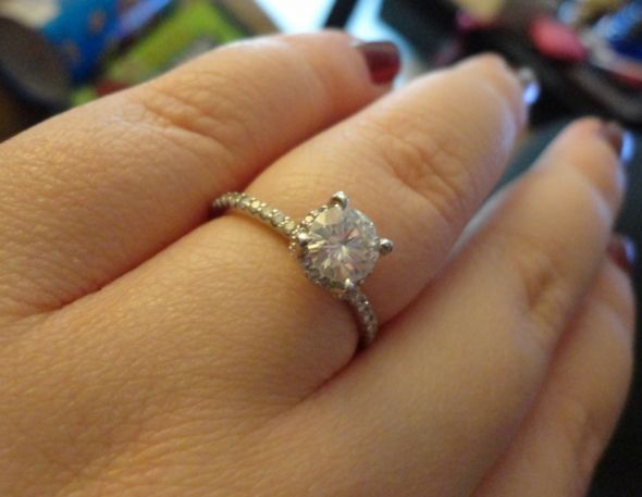 Recent photos of your ring: SHARE! :  wedding engagement ring DSC00032 800x620