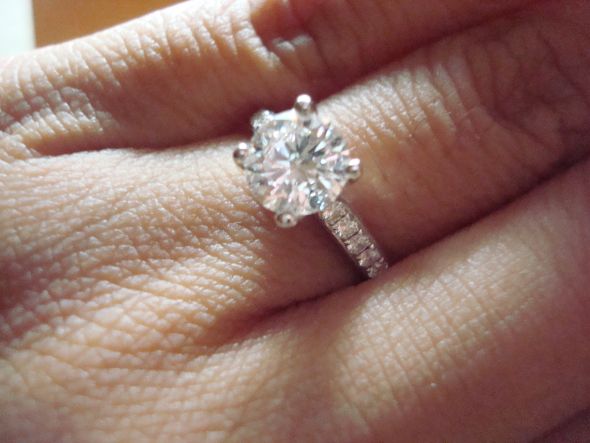 Show me your Pave set e-ring :  wedding DSC03900