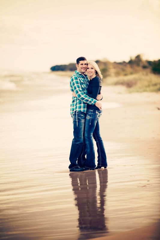 Gallery of the Day :  wedding features Epic15 Wedding Engagement Pictures Photos :  wedding engagement Epic15