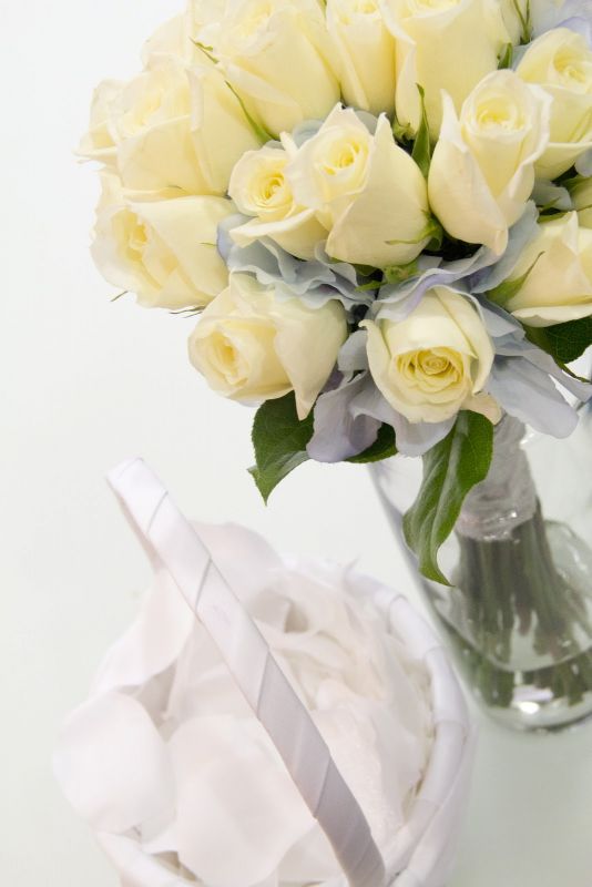 I'm married!! My 1/14 wedding recap. Pics! :  wedding Bouquet