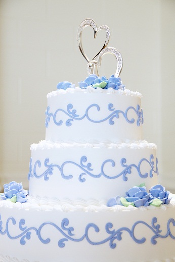 post a picture of your wedding cake/design : wedding Wed119