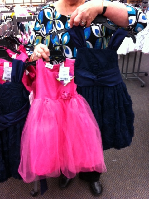 2 flower girls, 2 ring girls