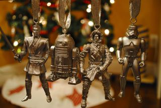 Any crafty Star Wars fans out there? : wedding star wars crafts legos ornaments DSC 0206