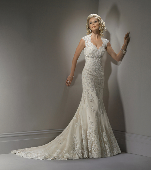Newbees: What is your dream dress? : wedding jim hjelm lace vintage empire chiffon dress 19044frontmaggie