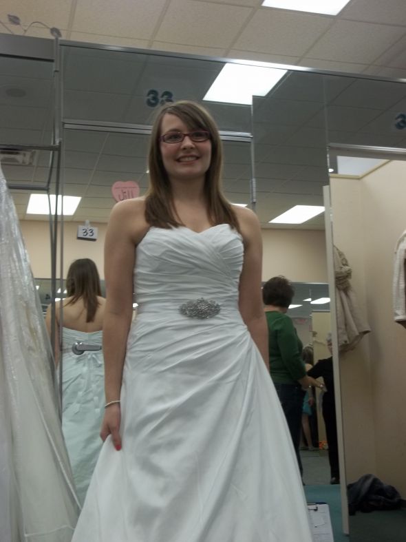 David's Bridal...first dress experience! *pics* :  wedding 100 0488