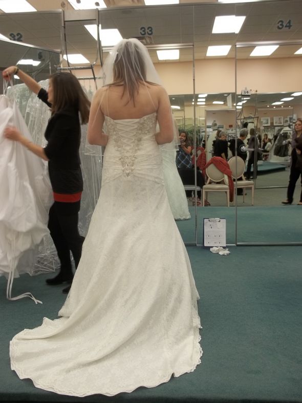 David's Bridal...first dress experience! *pics* :  wedding 100 0495