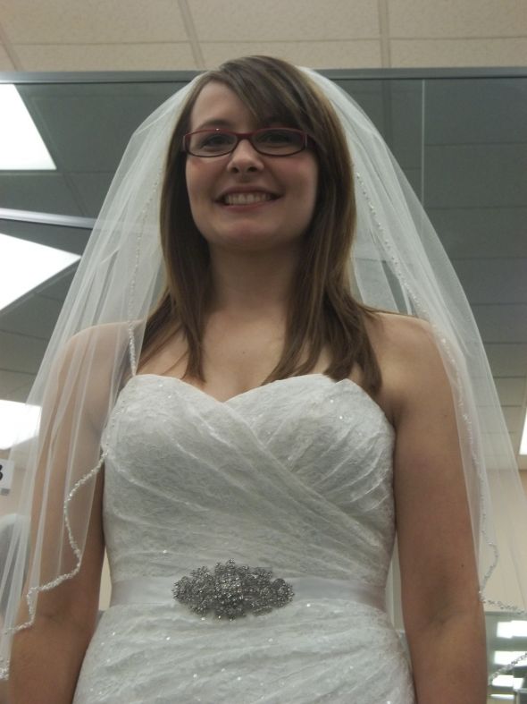 David's Bridal...first dress experience! *pics* :  wedding 100 0504