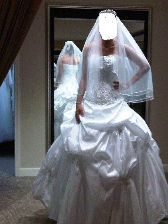 Help with dress Plz!!!! :  wedding maggie justin alexander dress help Victodress