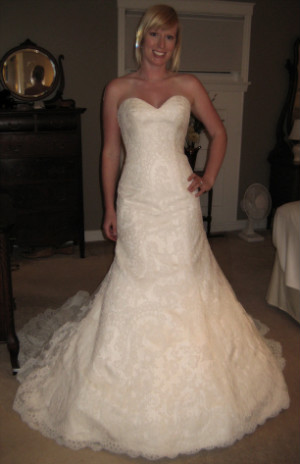 Dream dress vs THE dress... how the mirror changes things! :  wedding shopping anxiety choosing a style IMG 8703 E3