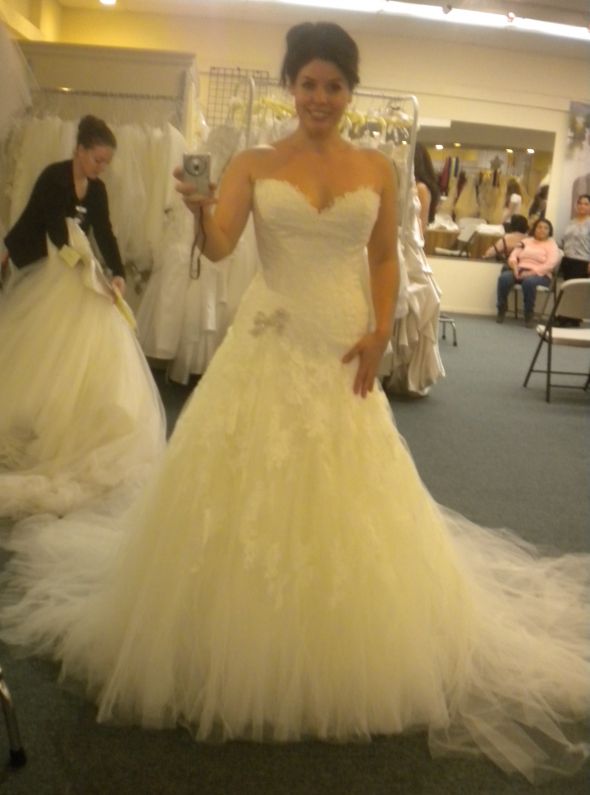 She's Here! My Enzoani Erin Arrived!! (Oh so pic heavy) : wedding enzoani erin dress Mydress9