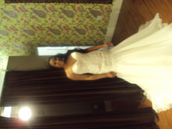My dress journey!!! :  wedding enzoani erin my dress journey DSC01536