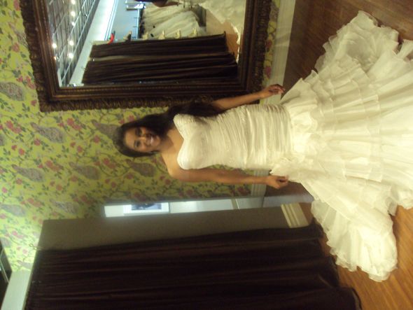 My dress journey!!! :  wedding enzoani erin my dress journey DSC01537