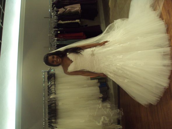 My dress journey!!! :  wedding enzoani erin my dress journey DSC01544
