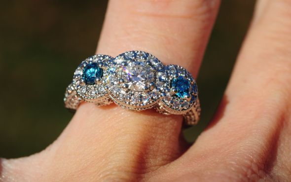 I want to see some color e-rings! :  wedding DSC 7808