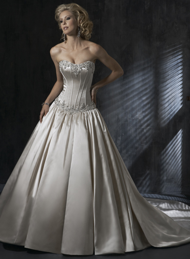 Newbees: What is your dream dress? : wedding jim hjelm lace vintage empire chiffon dress Maggie Sottero Tatiana