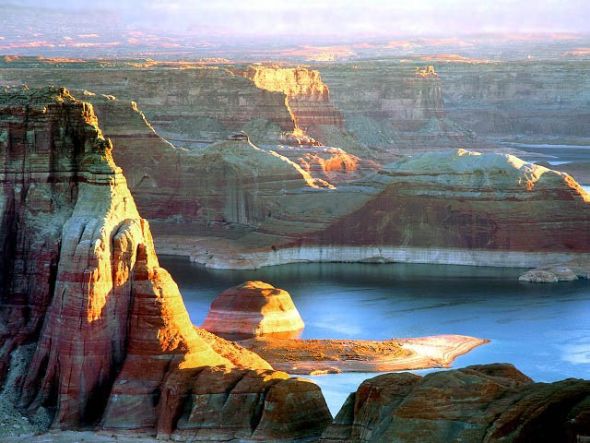 Great Travel Locations in the US? :  wedding travel spring break us LakePowell