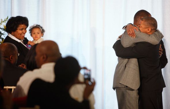 Post a same-sex marriage picture that makes you happy :  wedding S10 22556307