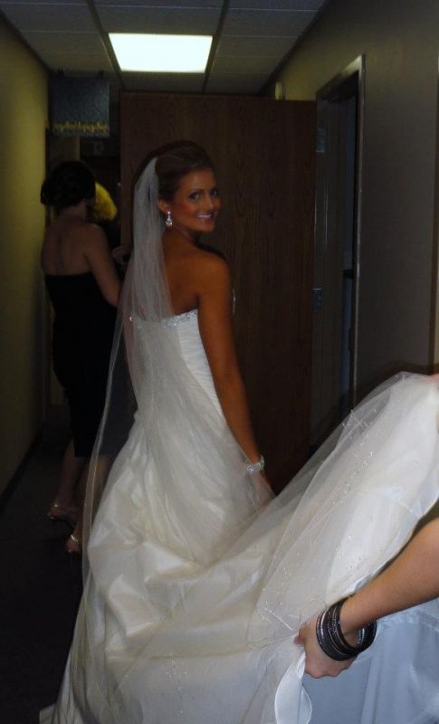 congrats Oct 1  bees!  Post your pics! :  wedding Going To See The Groom