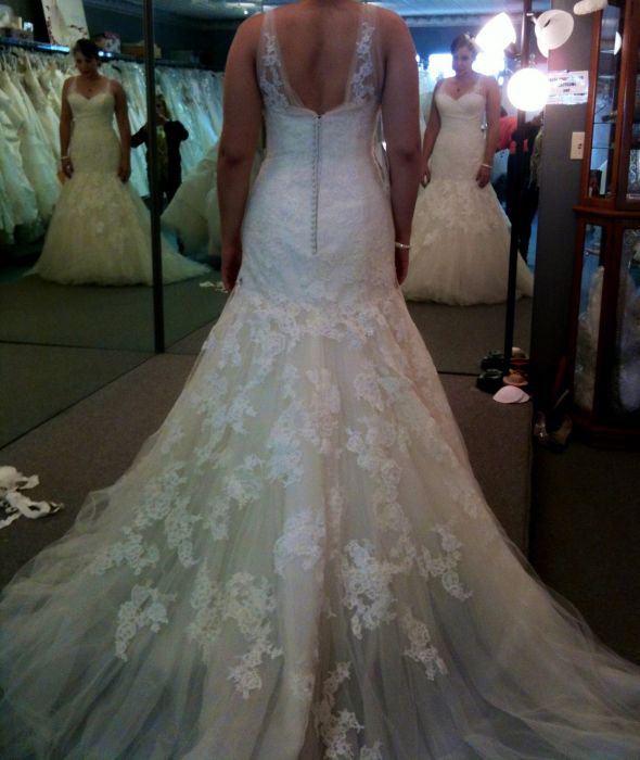 I'm short....like REALLY short! PETITE brides, post your pics! :) :  wedding short petite dress Photo 3