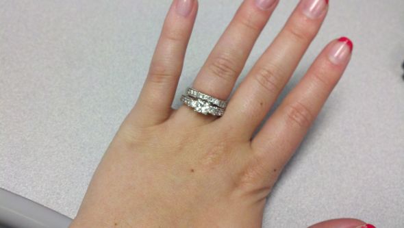 If you've taken new pictures of your ring, post 'em here! :  wedding E Ring