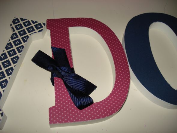 Navy and Pink brides - Help! :  wedding color help inspiration navy blue pink fuschia DSC04532