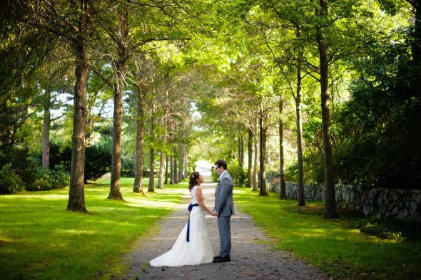 Recap: 9/10/11 Garden Wedding- pre-ceremony photos (pic heavy) :  wedding recap glen magna farms 090