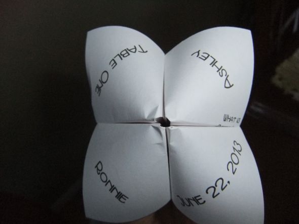 DIY Friday : wedding diy features Cootie Catcher1 Cootie Catcher’s with I SPY in it : wedding cootie catcher fortune teller i spy black green white diy reception Cootie Catcher1